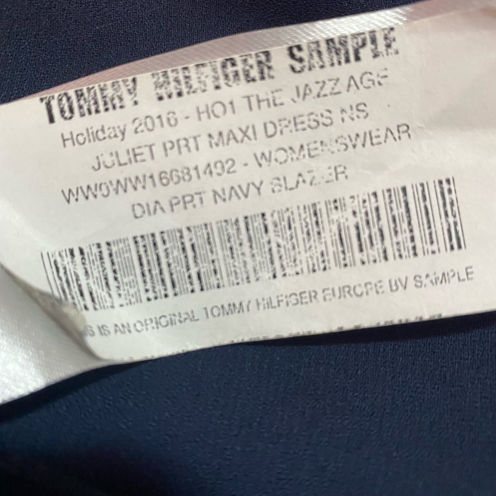 Tommy Hilfiger SAMPLE maxi dress size 6, worn once before, great condition